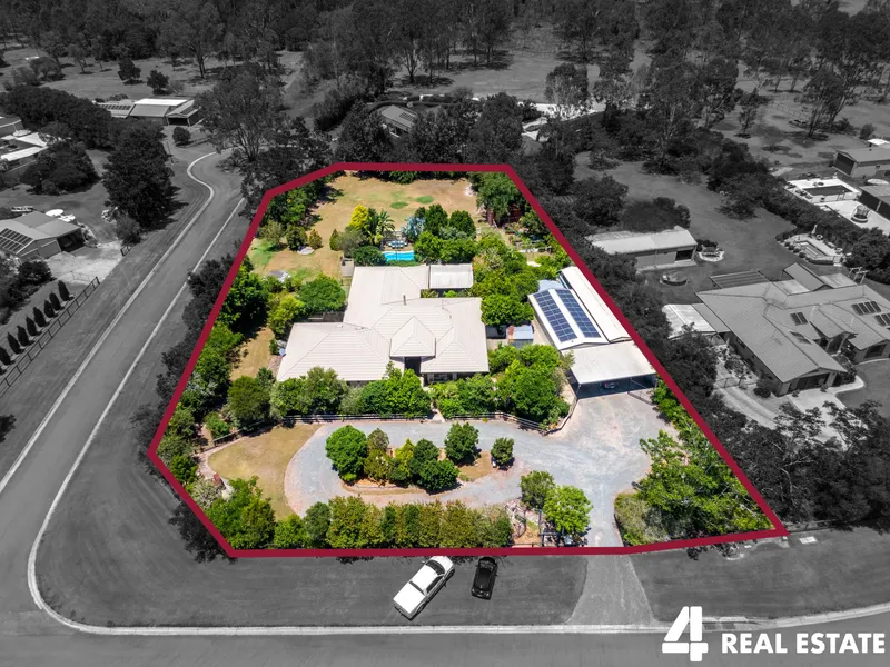 Acreage Family Entertainer....