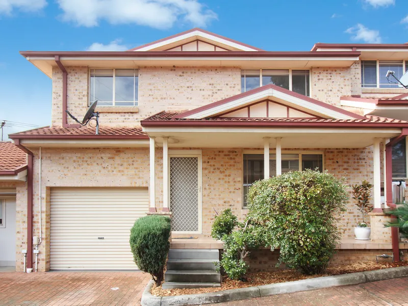 Quality two story villa in Edensor Park