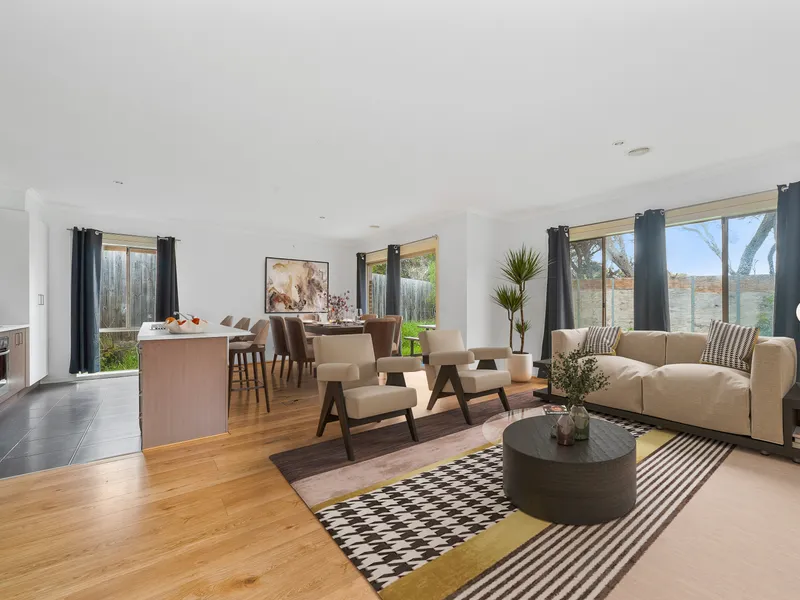 Fresh and New - Totally Renovated 3 Bdrms 2 Bath, Dbl Garage Ducted Heating