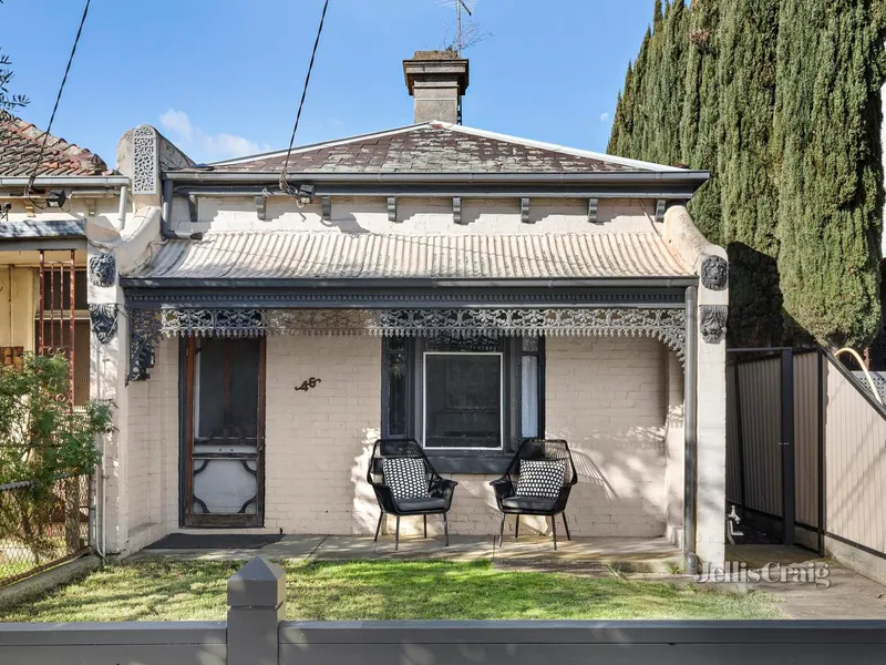 Charming terrace meets on-trend comfort