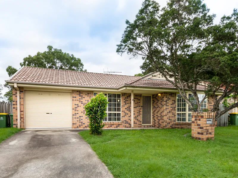 FRESHLY PAINTED 3 BEDROOM FAMILY HOME
