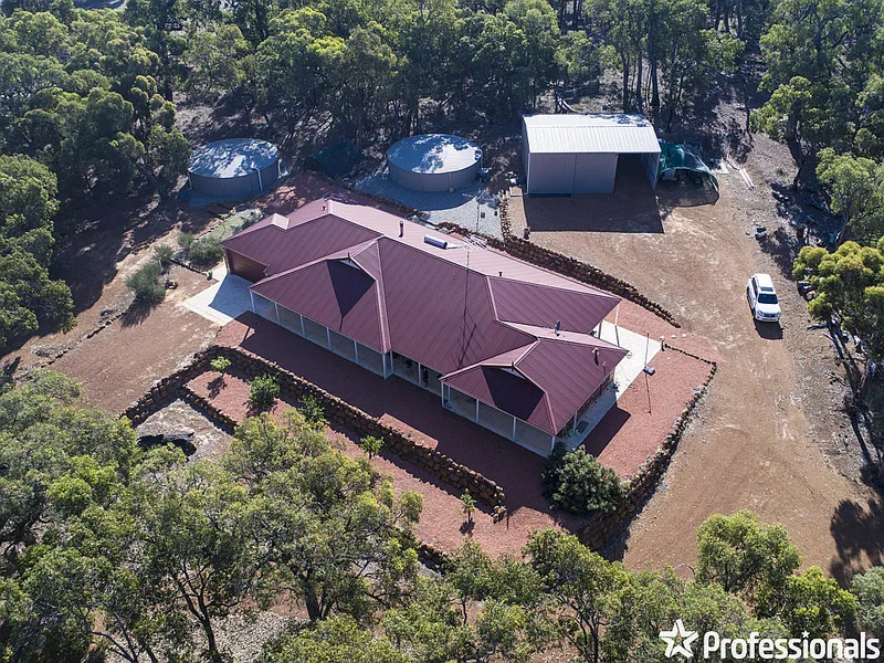 Room For The Whole Family!!