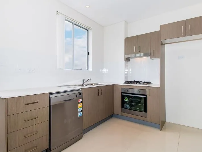 Ultra-modern 2 bedroom apartment in an unsurpassable location offering!