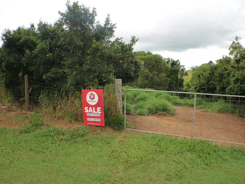 VACANT LAND - LEVEL BUILDING SITE - VIEWS