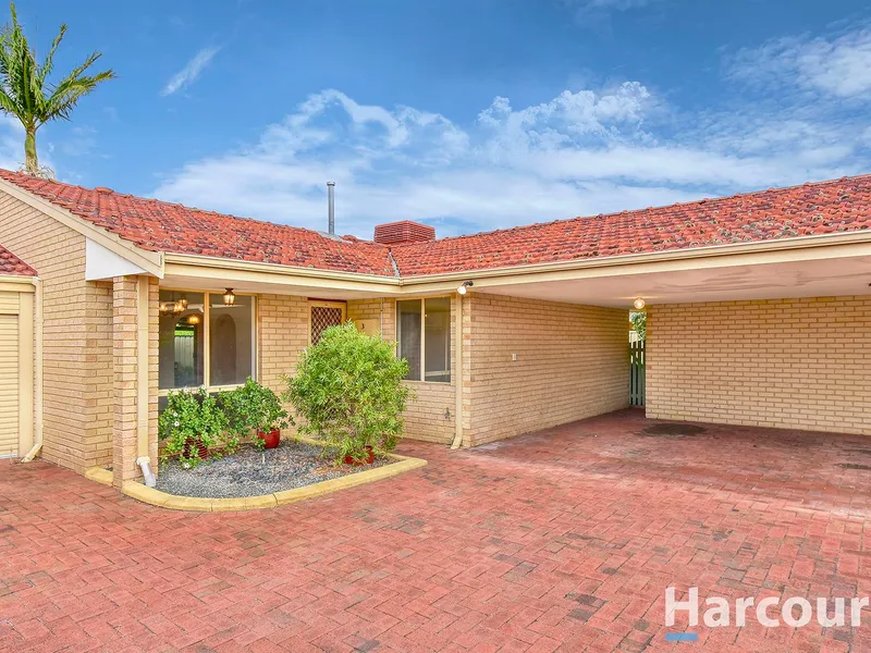 Your Charming Villa Awaits - Prime Location!
