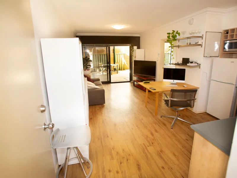 GREAT VALUE - GREAT LOCATION