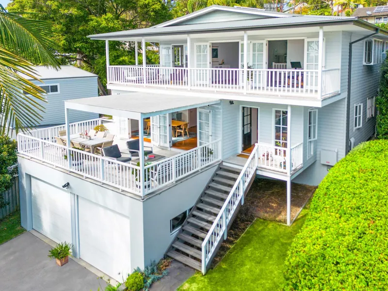 Spacious Family Beach House, Sunny Ocean Views