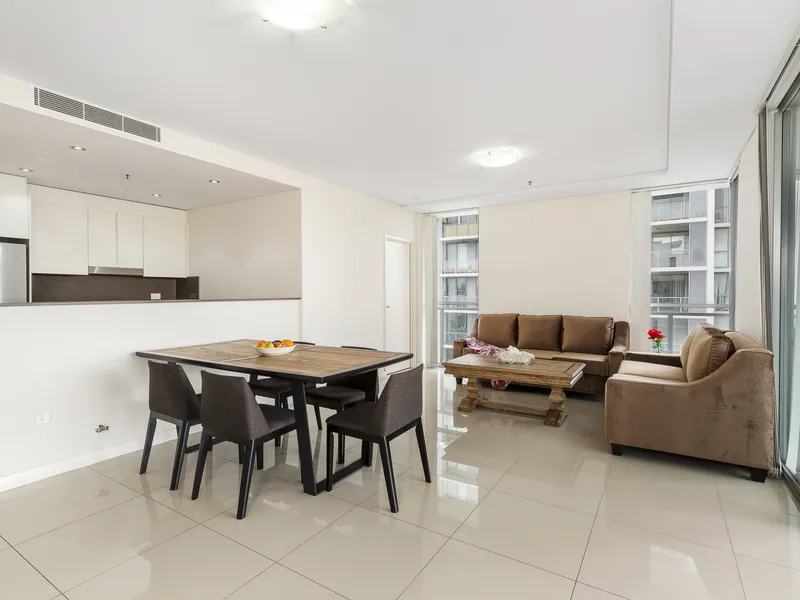 Fully Furnished, Spacious & renovated, filled with natural light