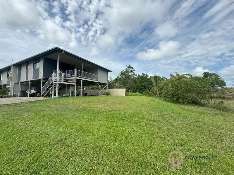 Hidden Goondi Hill Gem – Lawn mowing included