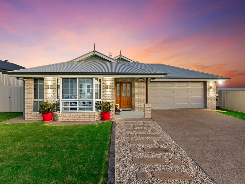 Resplendent in Design and Liveability - Prestige Home in The Springs
