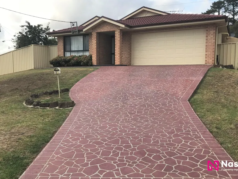 Modern Four Bedroom Family Home! 