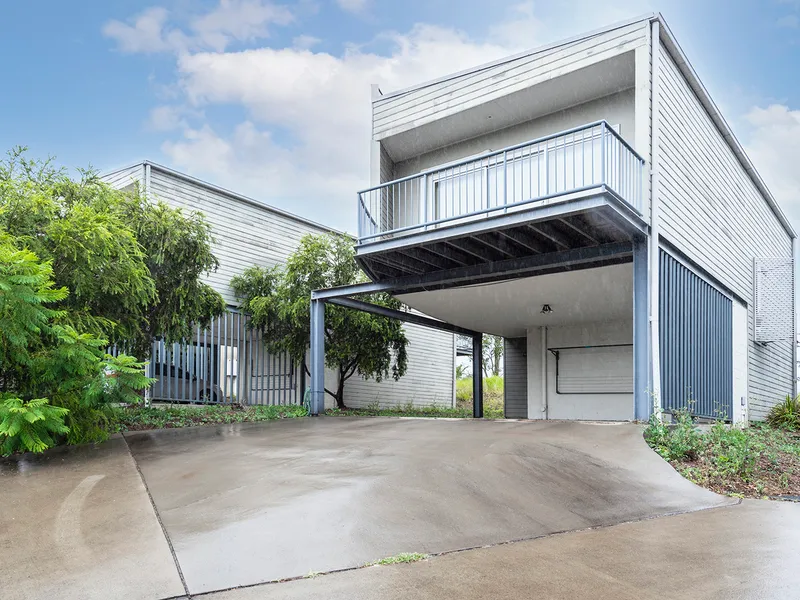 Modern Villa in Quiet Complex