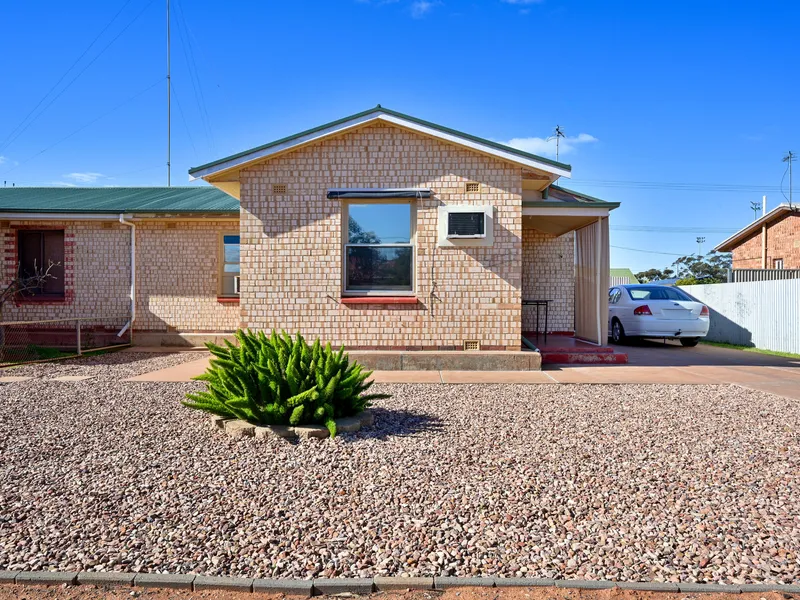 Tenanted since 2005 !!