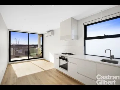 ULTIMATE BOUTIQUE LIFESTYLE IN PREMIER LOCATION