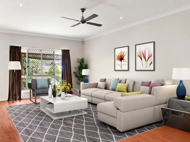 Large 5 Bedroom Family Home Combined with Low Maintenance Living – Convenient Location - Modern Finishes 