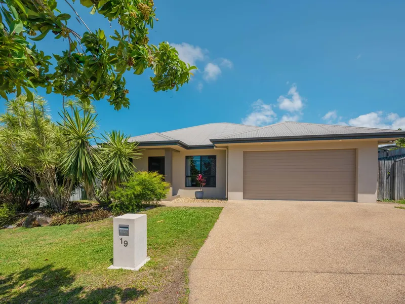 Capturing sea breezes from this elevated location year round, this modern family home has a layout that's bound to impress!