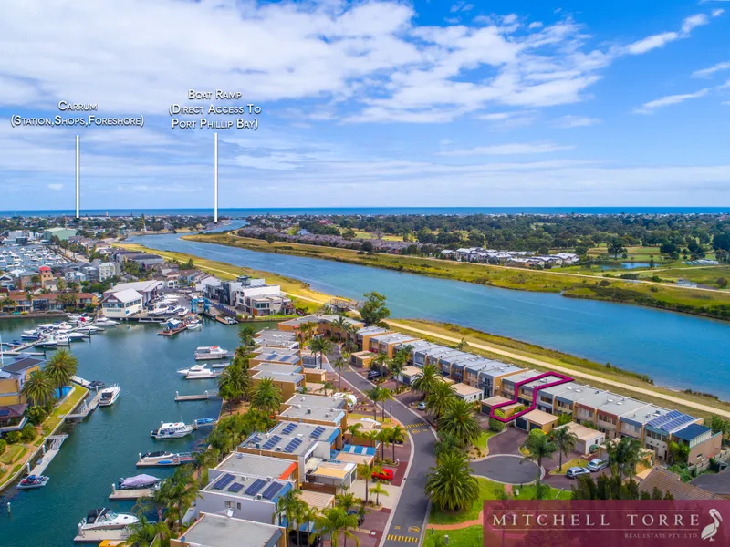 ‘Riverfront Living’ 