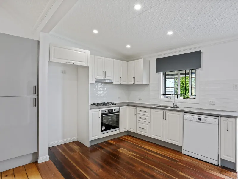 AVAILABLE NOW - RENOVATED 3 BEDROOM CHARACTER AND CHARM - FULLY FENCED!