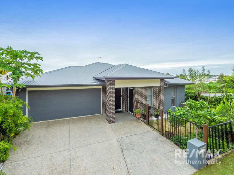 PEACEFUL PRIVACY WITH SELF CONTAINED ROOM