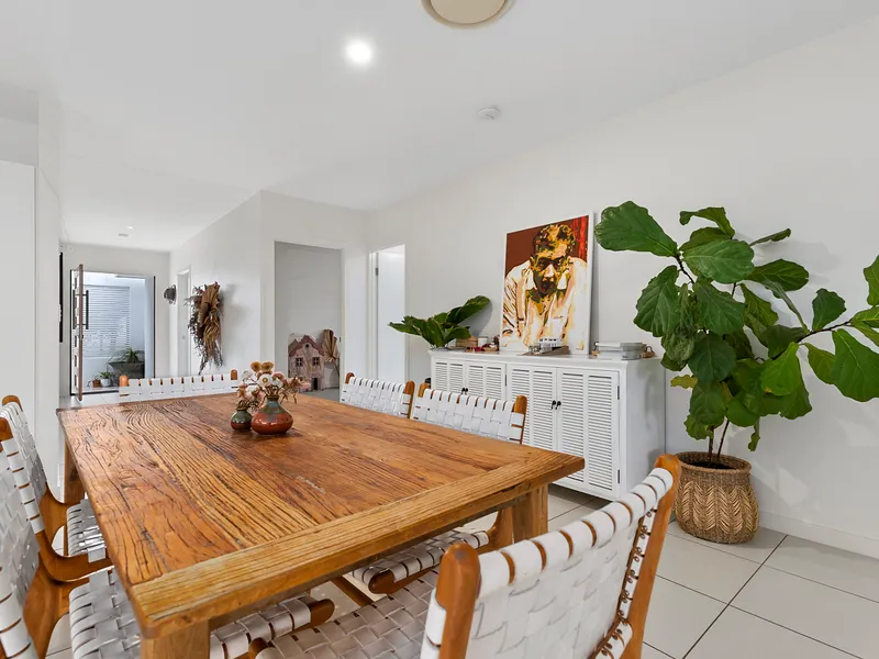 SOLD PRIOR TO AUCTION - Good, Good, Good Vibrations!