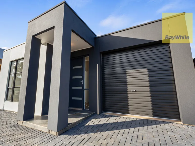 Stunning 3 Bed, 2 Bath Family Home!