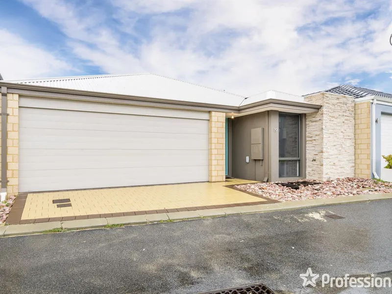 SECURE BEACHSIDE LIVING!