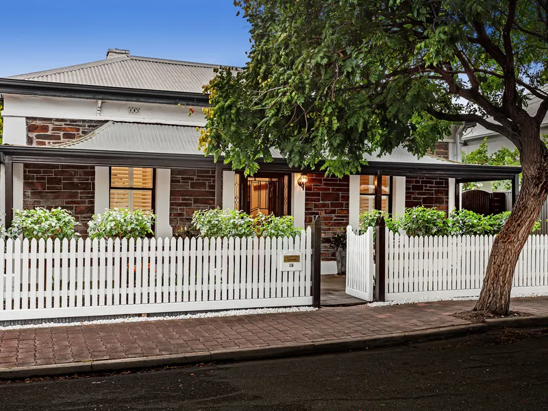 Updated Circa 1890 Bluestone Villa