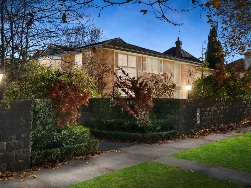Ground Floor Position within Manicured Garden Setting