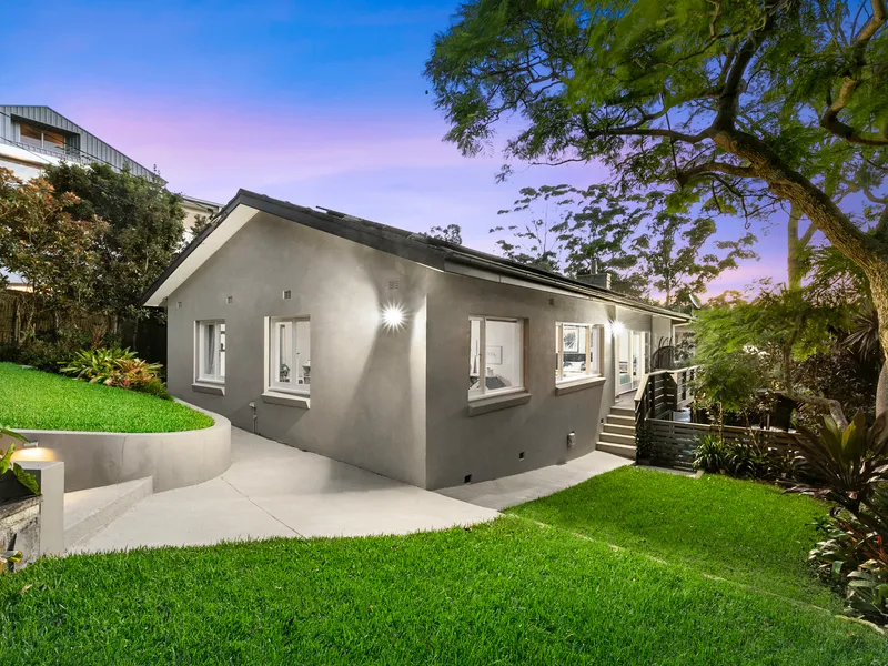 Family Sanctuary in Prized Harbourside Setting 