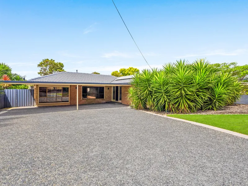 Hi, I'm a Spacious and Stylish Family Home