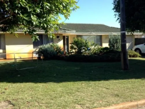 QUAINT FAMILY HOME - BEAUTIFUL STREET APPEAL