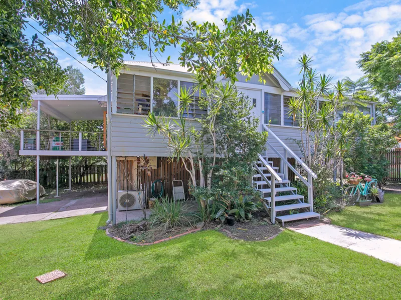 Character Queenslander on 551sqm