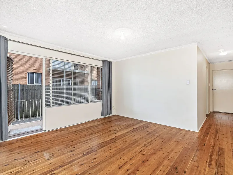 Spacious Two Bedroom Unit