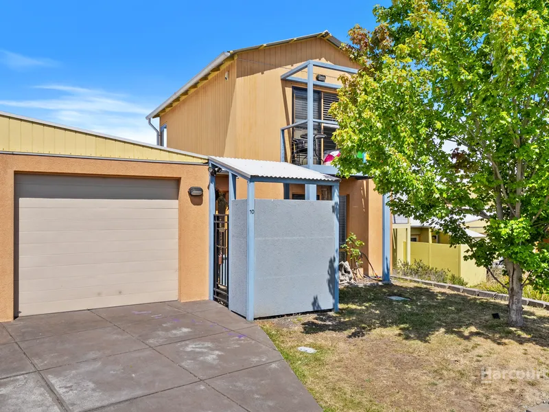 Easy Low Maintenance Lifestyle Plus Pool and Tennis Court