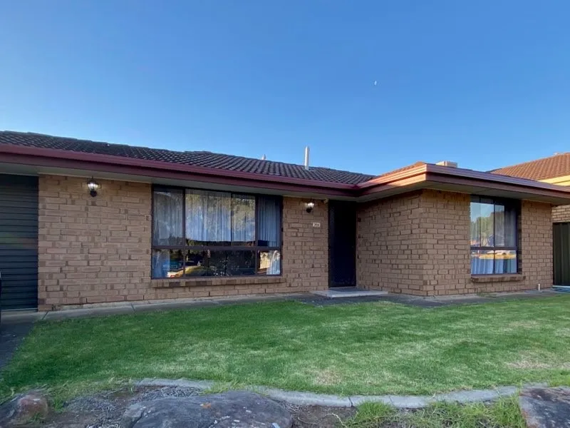 Modern & Spacious Family Home