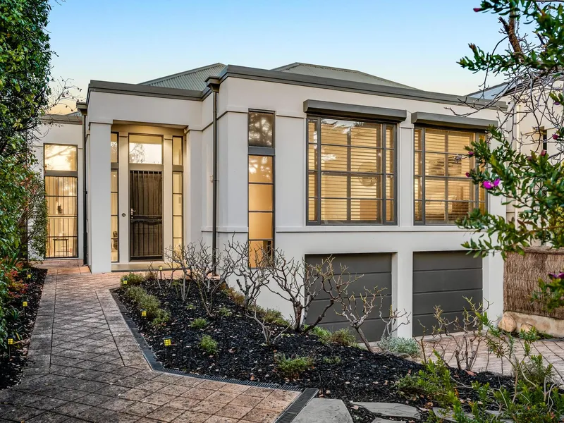 For a modern take on a classic where leisure meets the The Parade, parks and Pembroke, make it 56 Myall...