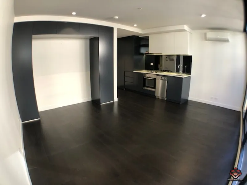 Studio in highly sought after Ikebana Apartments