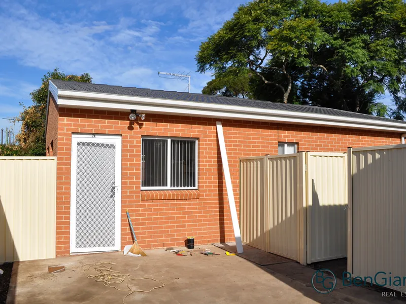 Like new large 2 bedroom Granny flat