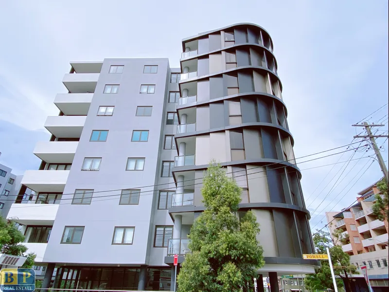 ONLY CROSS A STREET from STATION NEAR NEW MODERN COZY FULL FURNISHED ONE BEDROOM with STUDY