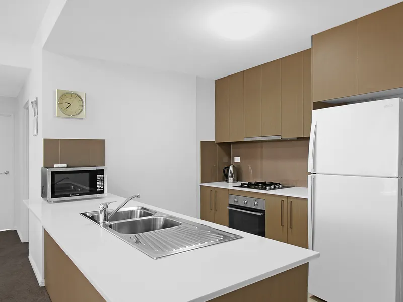 Penthouse with sweeping views