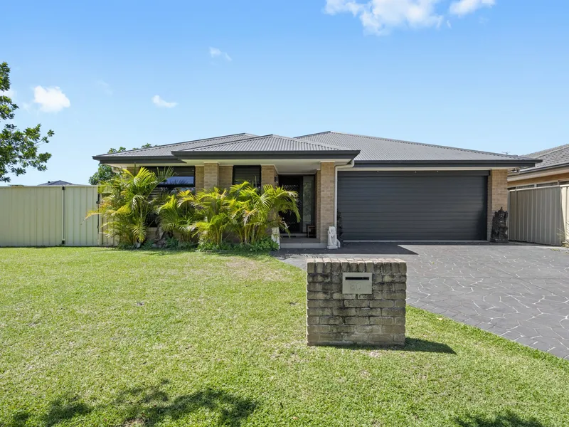 Reserve Outlook & Inground Pool