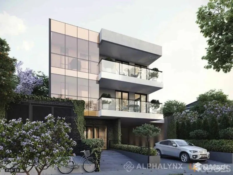 Spacious, West-Facing Apartment Living!   -  Executors Auction