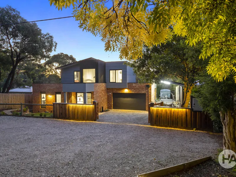 Superb Coast & Country Living! 