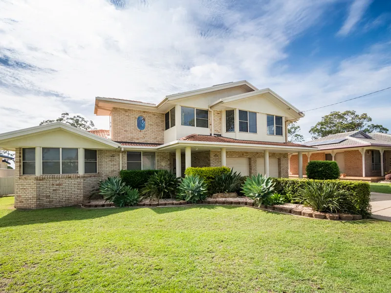 Family Home Of Palace Proportions