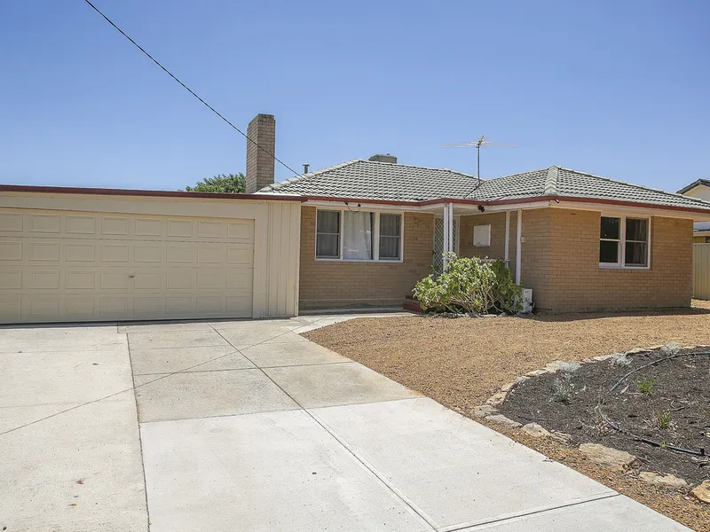 FAMILY HOME WITH LARGE YARD AVAILABLE SOON