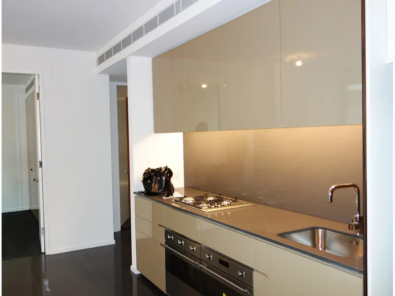 Unfurnished Two Bedroom Apartment - Chippendale