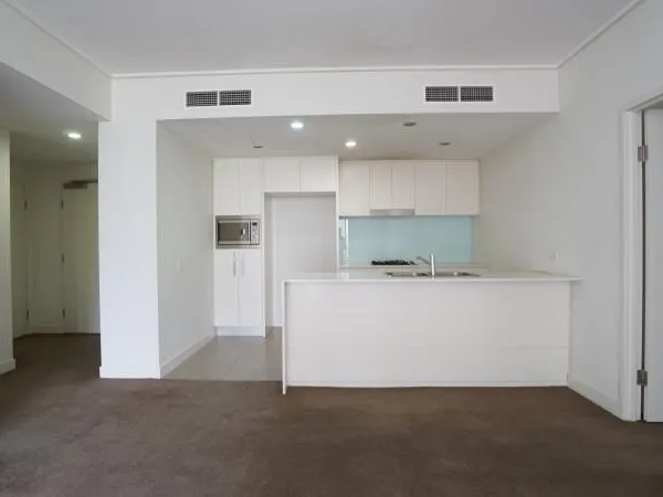 2 Bedrooms Apartment For Lease