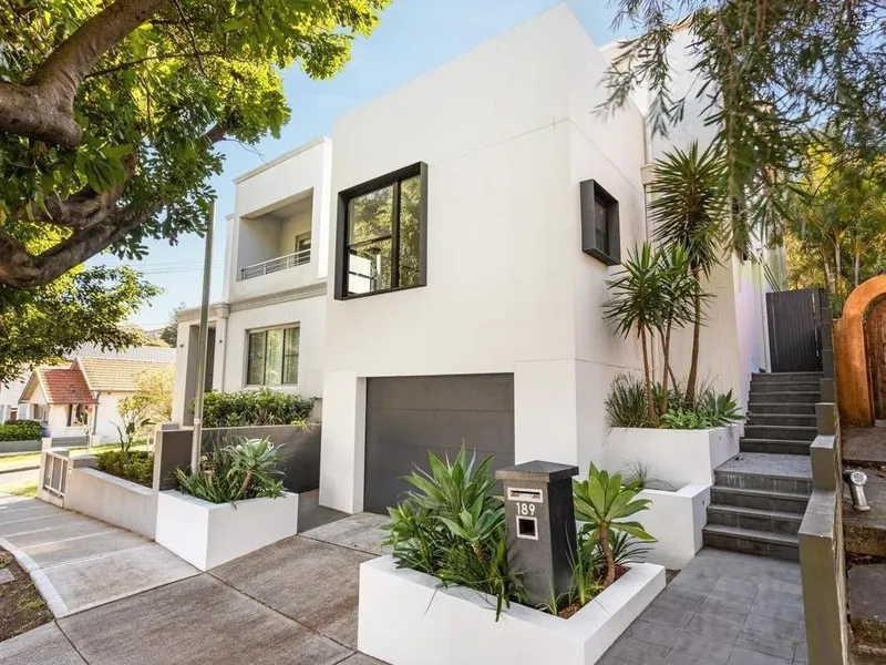 Architectural Freestanding Home Moments to Coogee Beach!