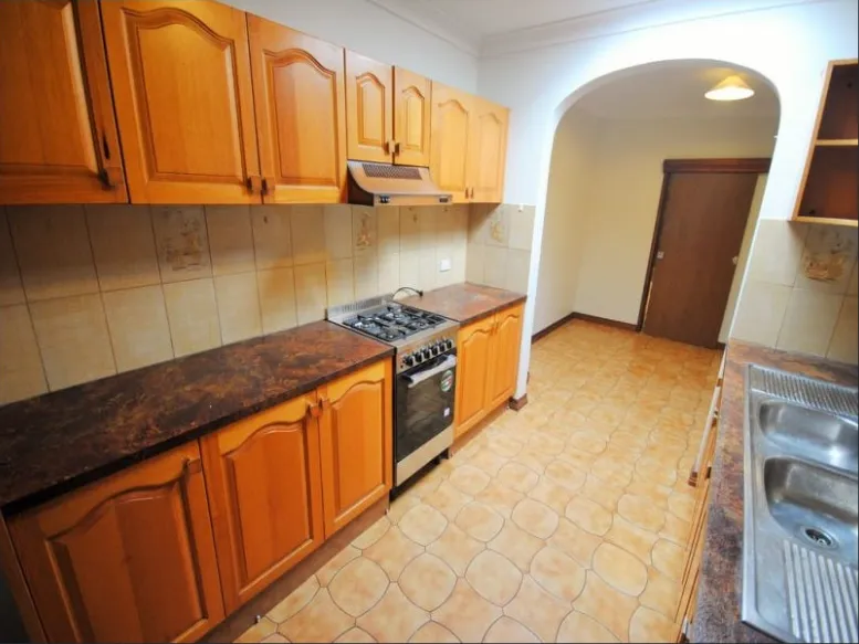 Excellent Two Story Terrace in Great Location!