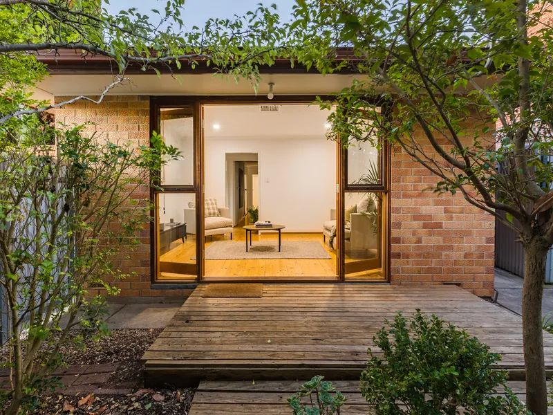 Reach out and grab the CBD from a solid haven with appeal from start to north-facing finish…